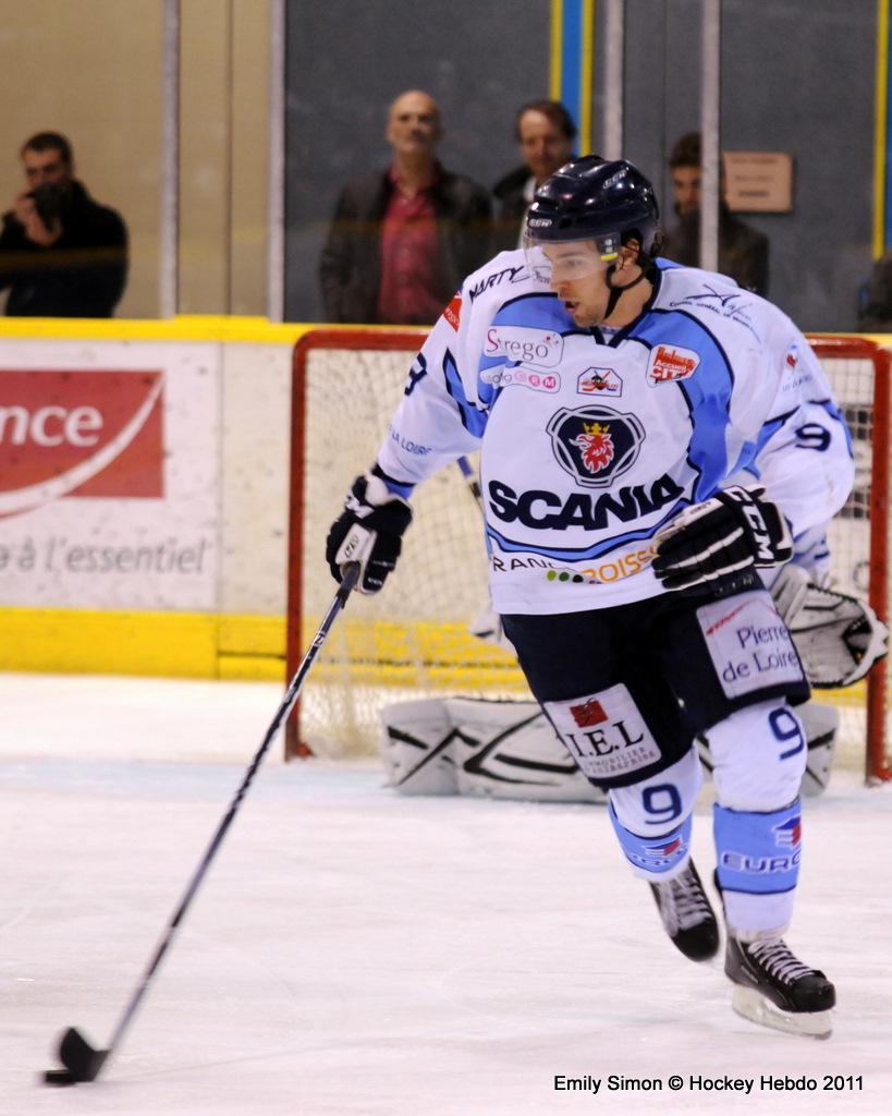 Dijon  3 - 6 Angers 