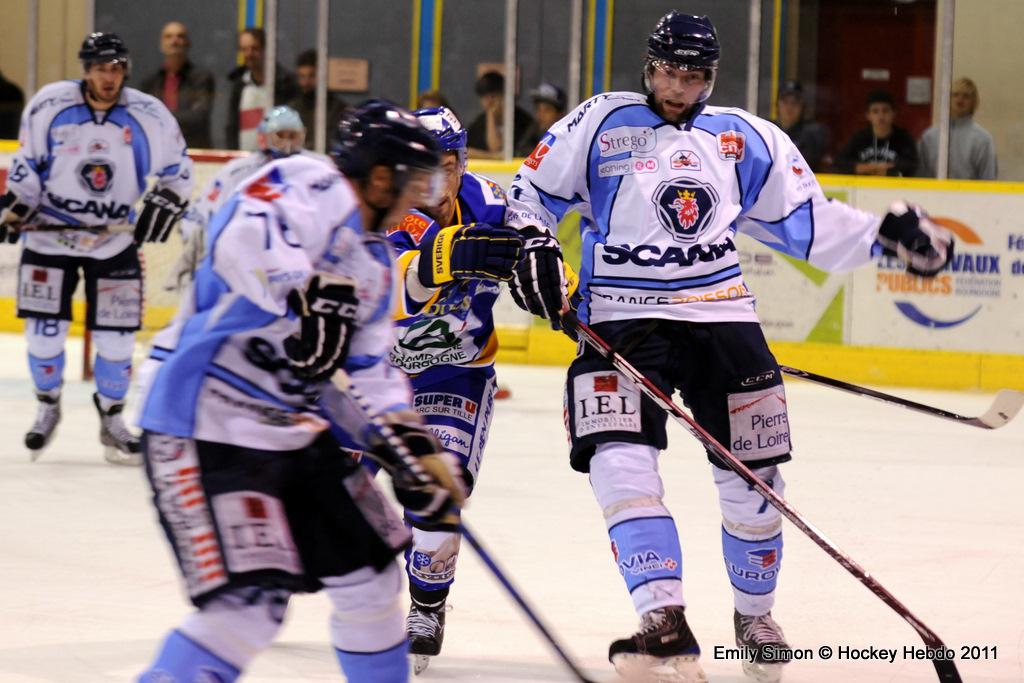 Dijon  3 - 6 Angers 