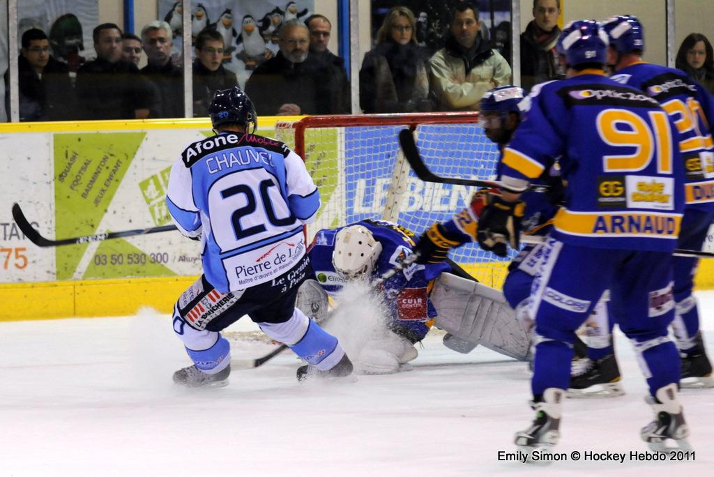 Dijon  3 - 6 Angers 