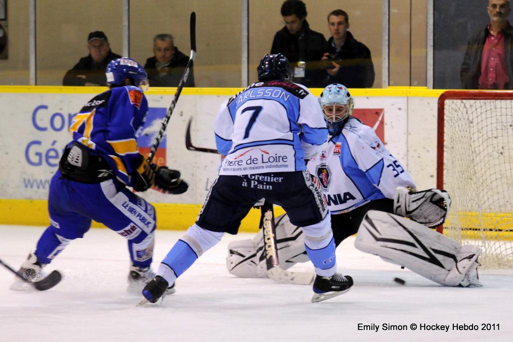 Dijon  3 - 6 Angers 