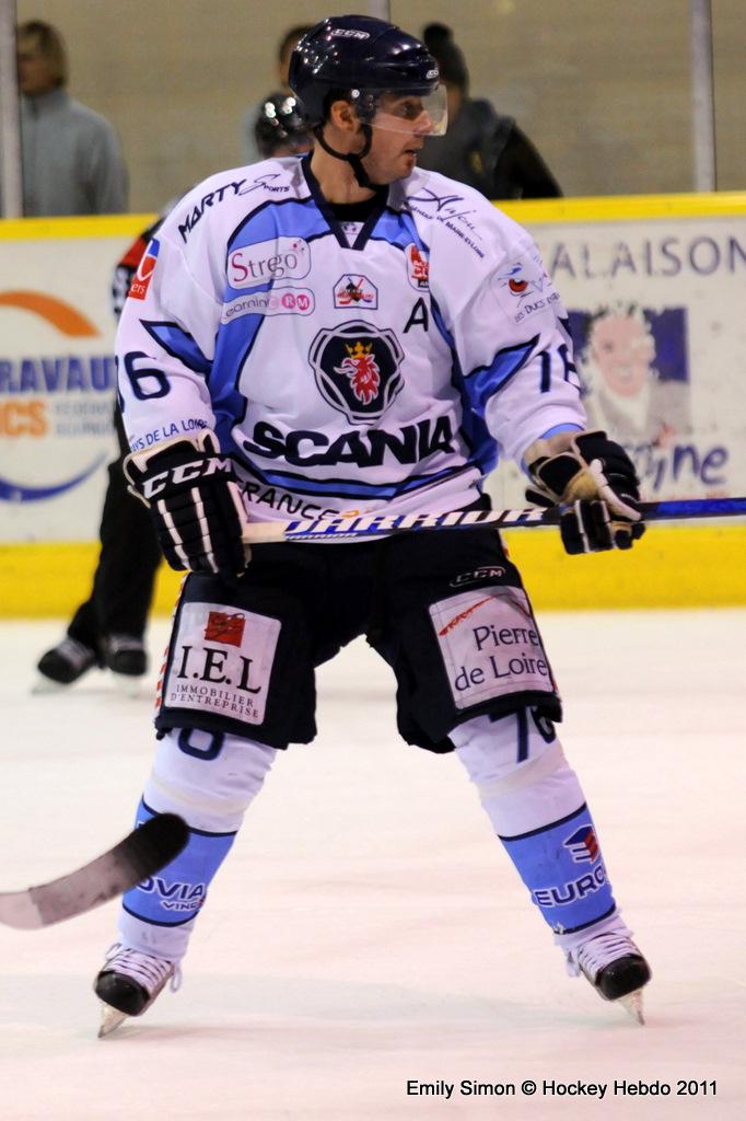 Dijon  3 - 6 Angers 