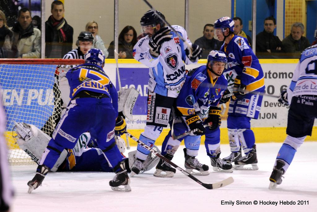 Dijon  3 - 6 Angers 