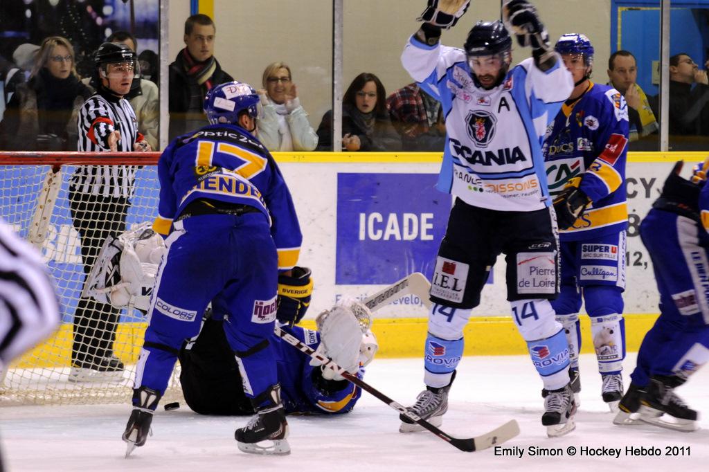 Dijon  3 - 6 Angers 