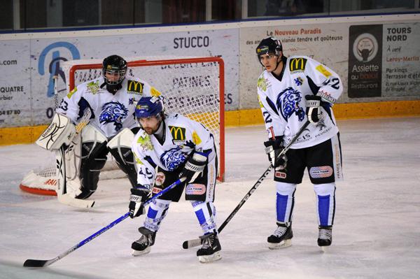 Tours  6 - 2 Compiègne