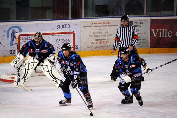 Tours  6 - 2 Compiègne