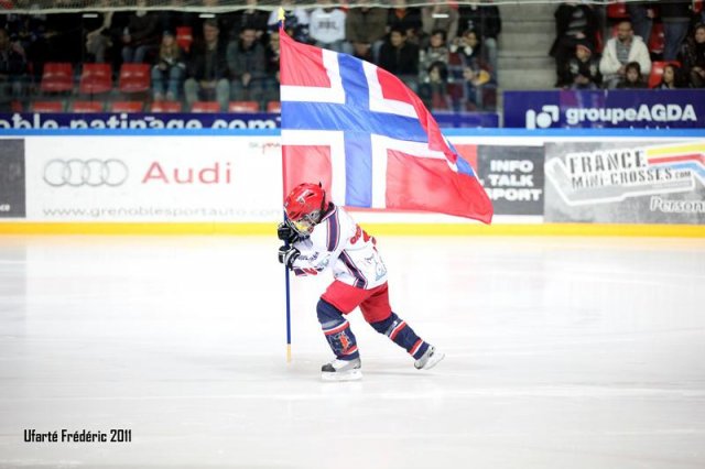 Photo hockey reportage EDF: Du coeur et un certain talent.