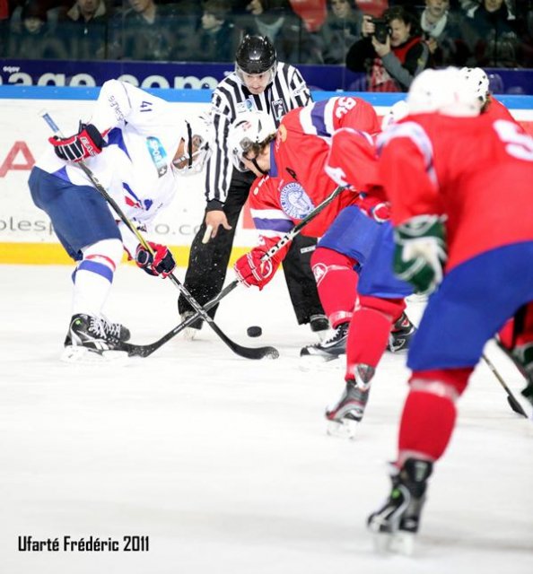 Photo hockey reportage EDF: Du coeur et un certain talent.