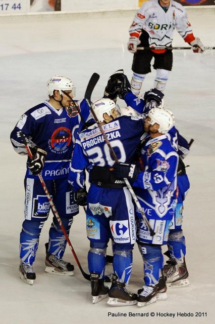 Photo hockey match Reims* - Mont-Blanc le 12/11/2011