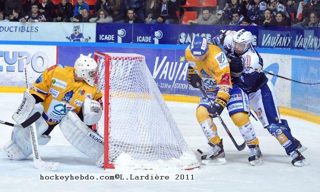 Grenoble  3 - 4 Dijon 