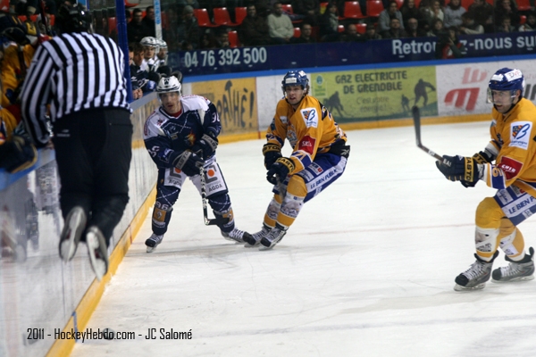 Grenoble  3 - 4 Dijon 