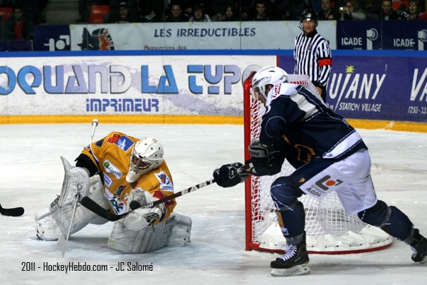 Grenoble  3 - 4 Dijon 