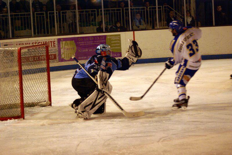 Angers  3 - 4 Villard-de-Lans
