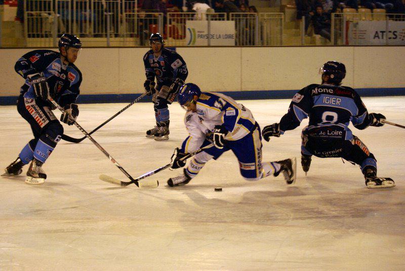 Angers  3 - 4 Villard-de-Lans