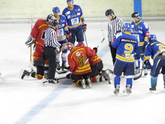 Photo hockey match Besançon - Dijon II le 19/11/2011