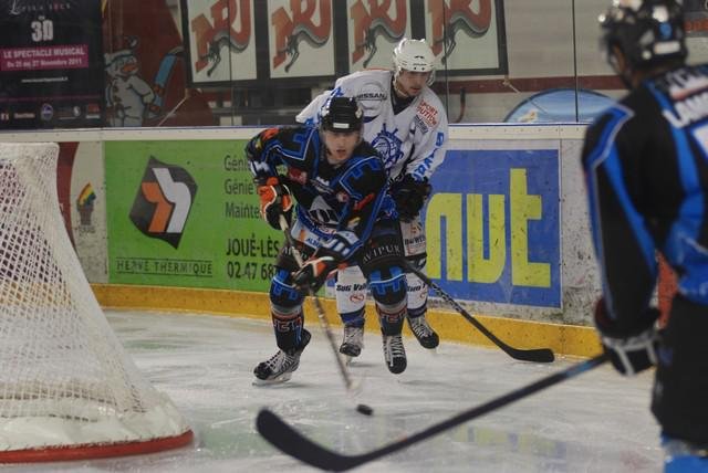 Photo hockey match Tours  - Courchevel-Méribel-Pralognan le 19/11/2011
