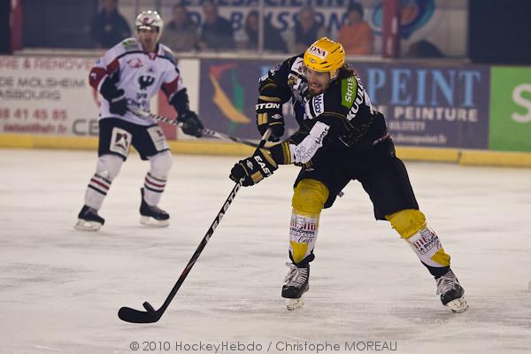 Strasbourg  2 - 4 Briançon 