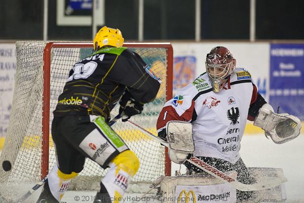 Strasbourg  2 - 4 Briançon 