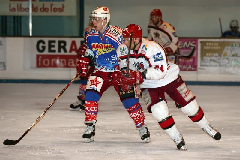 Epinal  4 - 3 Briançon 