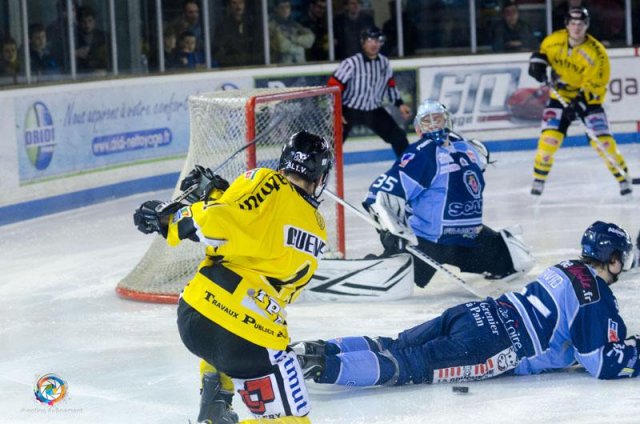 Photo hockey match Angers  - Rouen le 22/11/2011
