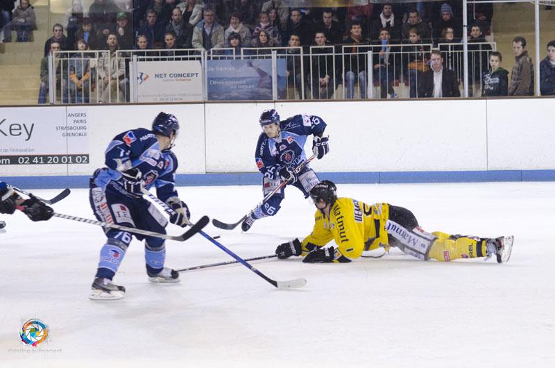 Angers  2 - 5 Rouen