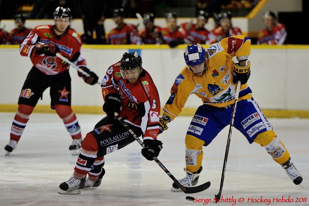 Mulhouse 2 - 4 Dijon 