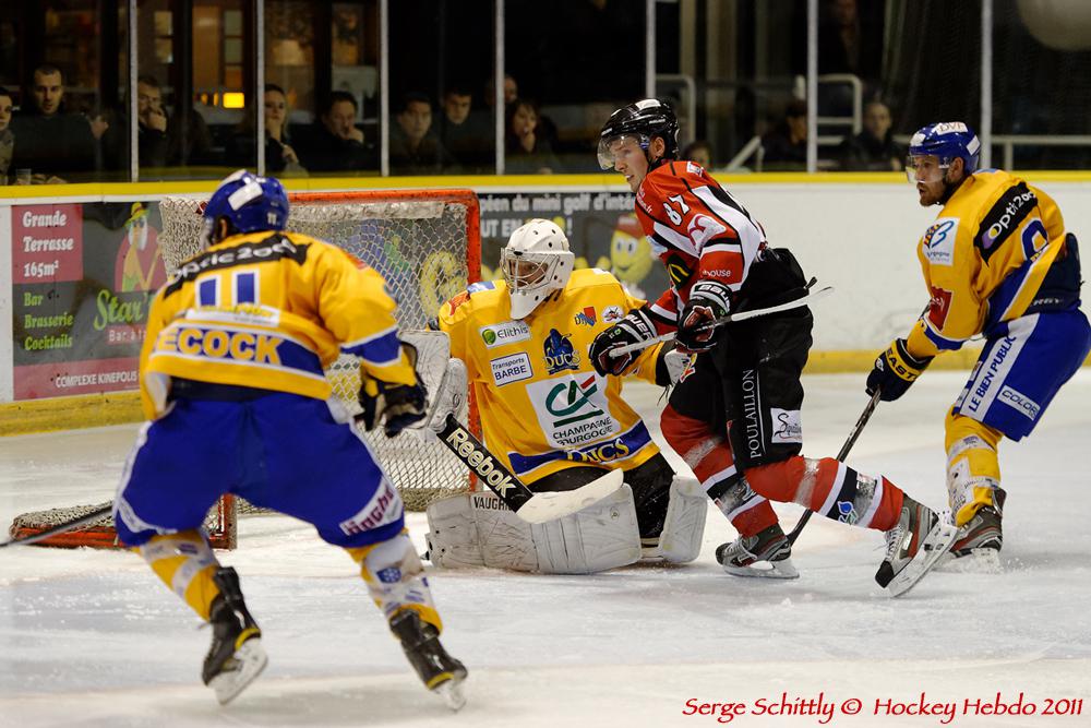 Mulhouse 2 - 4 Dijon 