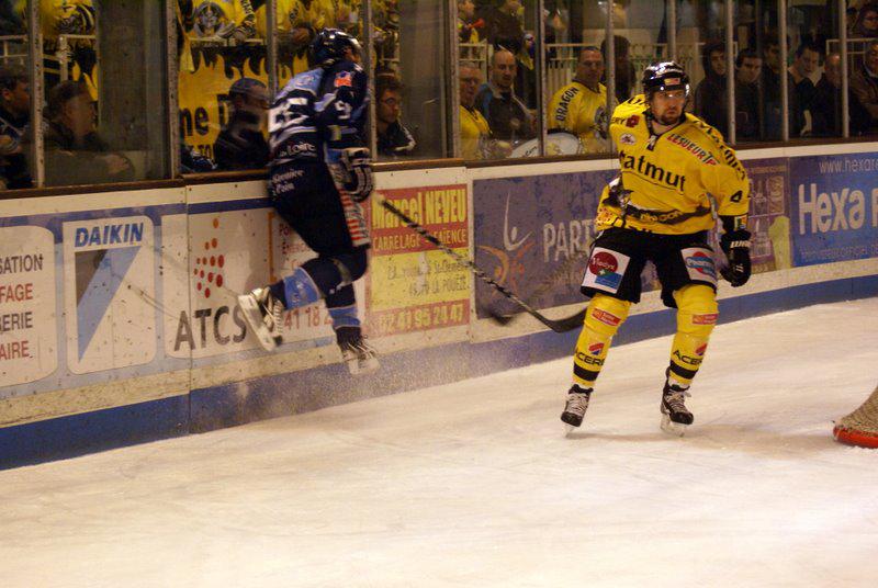 Angers  2 - 5 Rouen