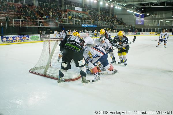 Strasbourg  3 - 5 Grenoble 