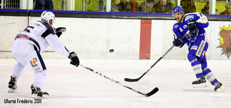 Villard-de-Lans 1 - 2 Grenoble 