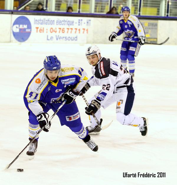 Villard-de-Lans 1 - 2 Grenoble 