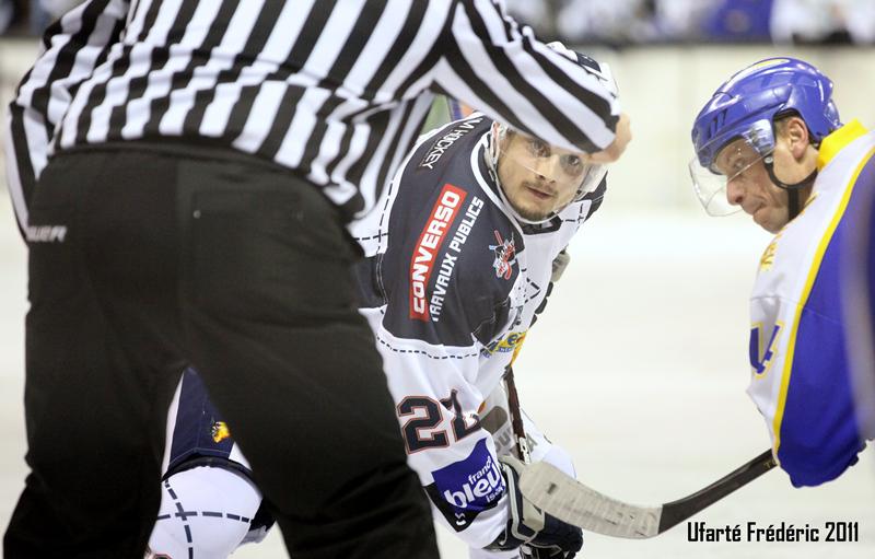 Villard-de-Lans 1 - 2 Grenoble 