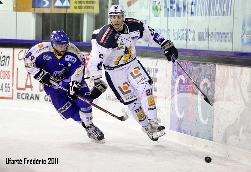 Villard-de-Lans 1 - 2 Grenoble 