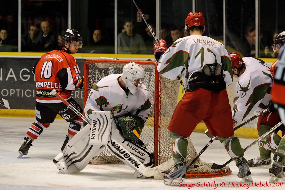 Mulhouse 5 - 0 Cergy-Pontoise