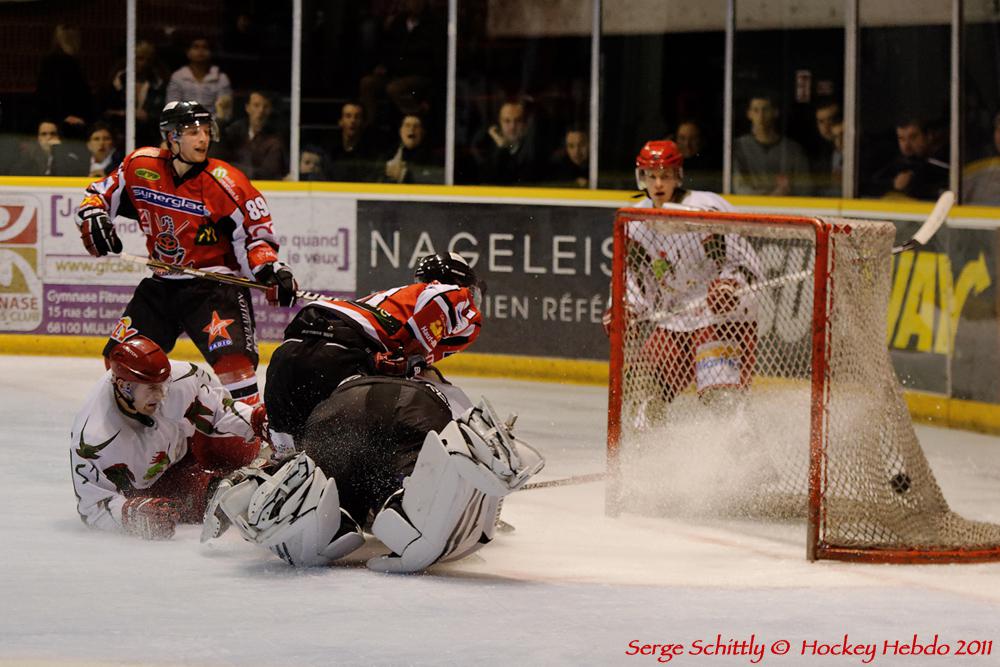 Mulhouse 5 - 0 Cergy-Pontoise