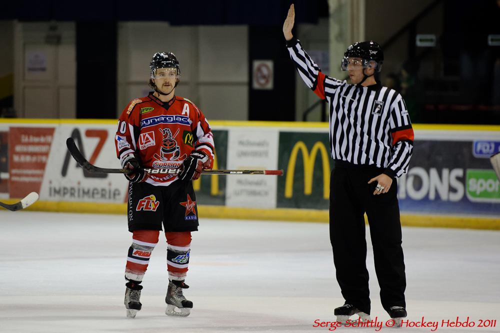 Mulhouse 5 - 0 Cergy-Pontoise