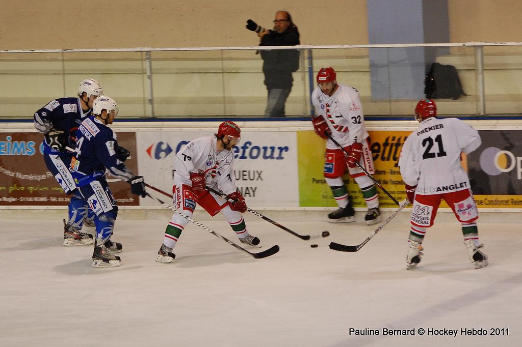 Reims 5 - 1 Anglet