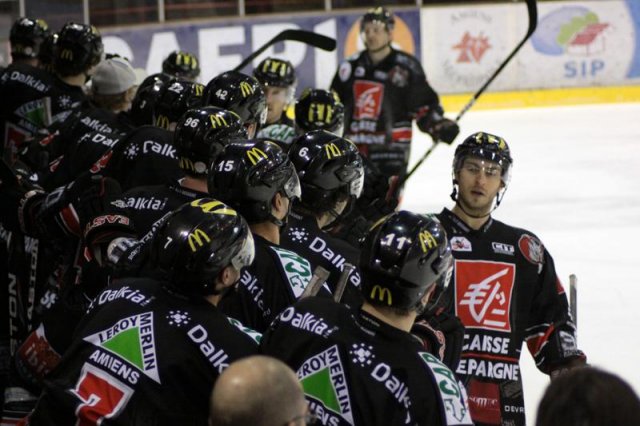 Photo hockey match Amiens  - Morzine-Avoriaz le 29/11/2011