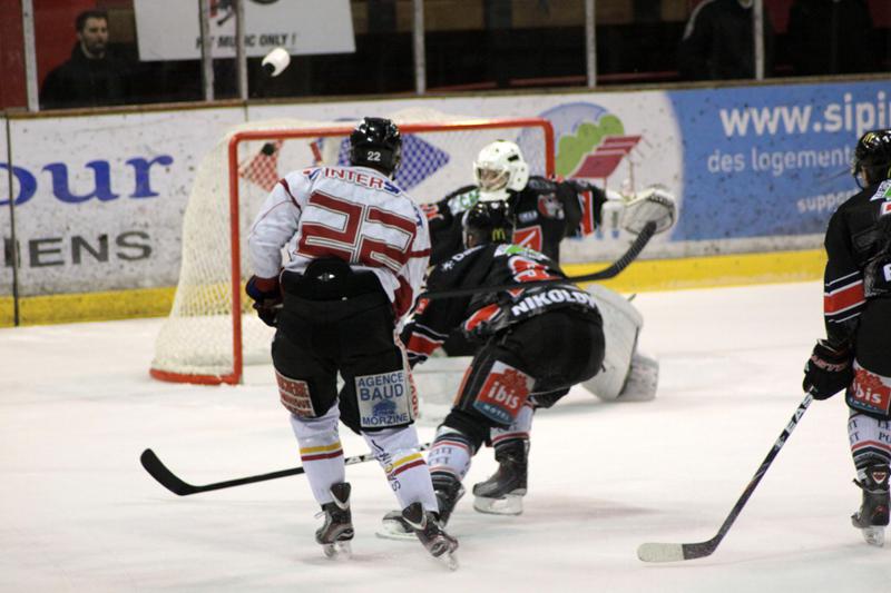 Amiens  2 - 5 Morzine-Avoriaz