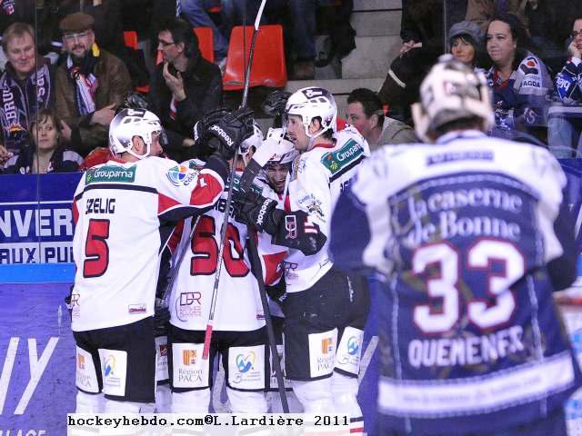Grenoble  4 - 5 Briançon 
