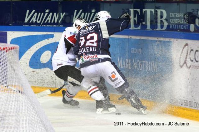 Photo hockey match Grenoble  - Briançon  le 02/12/2011
