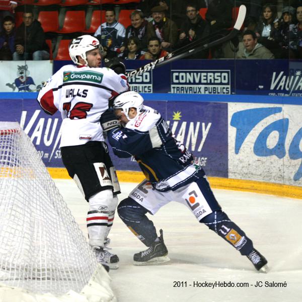 Grenoble  4 - 5 Briançon 