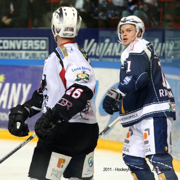 Grenoble  4 - 5 Briançon 