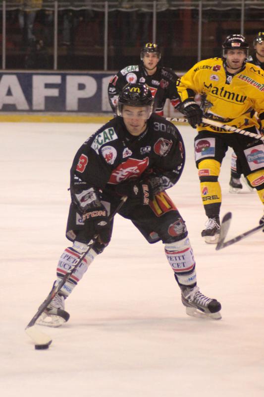 Amiens  1 - 5 Rouen