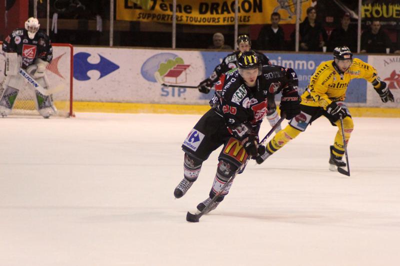 Amiens  1 - 5 Rouen