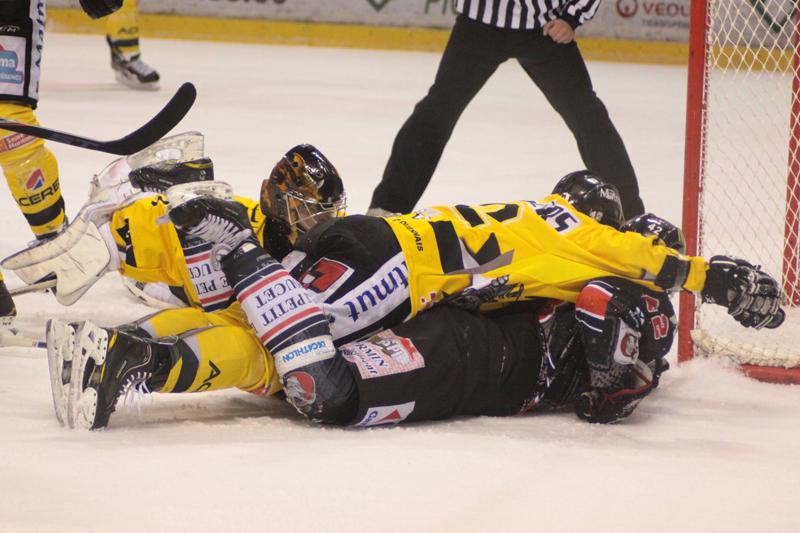Amiens  1 - 5 Rouen