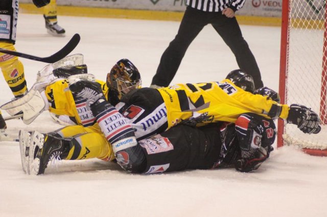 Photo hockey match Amiens  - Rouen le 02/12/2011