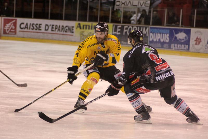 Amiens  1 - 5 Rouen