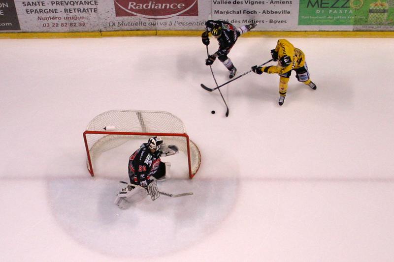 Amiens  1 - 5 Rouen