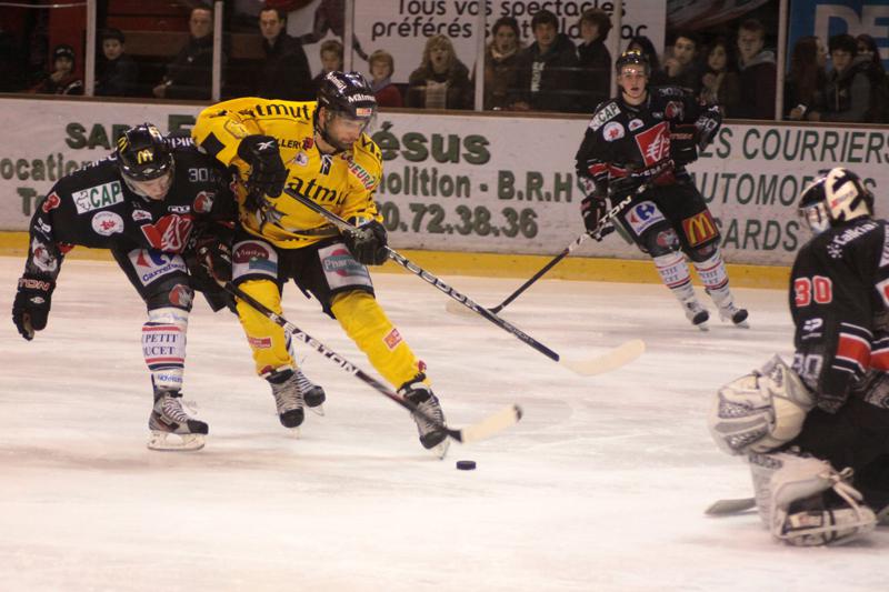Amiens  1 - 5 Rouen