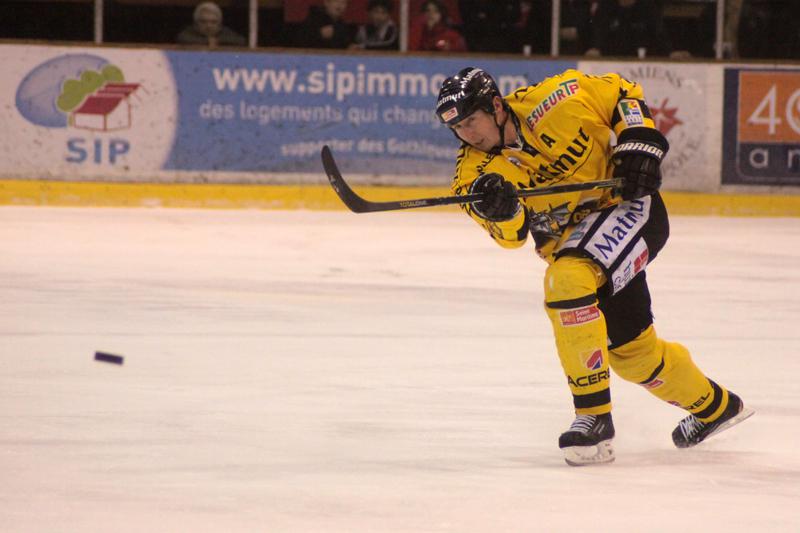 Amiens  1 - 5 Rouen